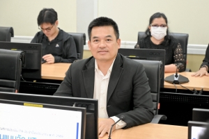 นายยุทธนา โสภี (ผอ.สพส.) ร่วมประชุมการจัดเก็บข้อมูลผู้มีส่วนได้ส่วนเสียภายใน (IIT) ของกรมปศุสัตว์